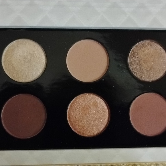 Pat McGrath Labs Iconic Infactution Eyeshadow Pallet - Picture 5 of 5